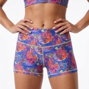 Peachy Athletic Shorts Women’s Large Pineapple Tropical Print Compression